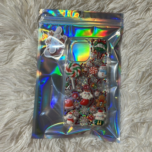 Handmade Christmas Holiday Cinnamoroll Sanrio Kawaii Junk iPhone 14 Pro Max Case - Picture 3 of 3